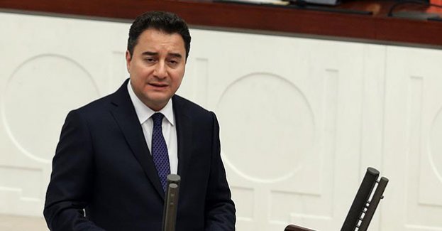 Ali Babacan: Türkiye demokrasi, hukuk ve ekonomide eş zamanlı ilerlemeli