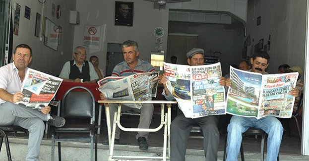 Geçen yıl gazete ve dergilerin sayısı 2014'e göre yüzde 4,5 azaldı