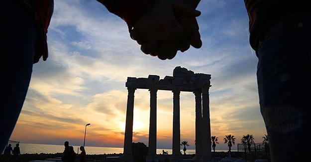 1-2 yıl içerisinde 10 milyon yerli turist hedefliyoruz