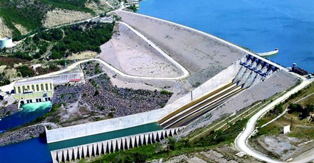 Dünyada hidroelektrik enerjide kurulu güç arttı