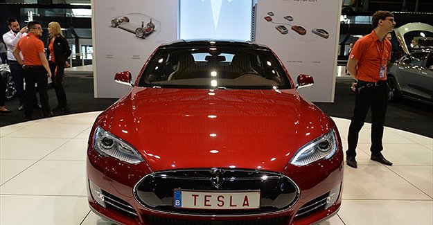 Tesla ABD'nin en değerli otomotiv firması oldu