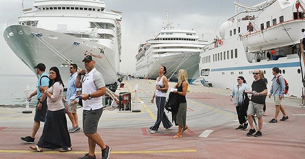 Kuşadası Ege Port 550 bin turisti hedefliyor