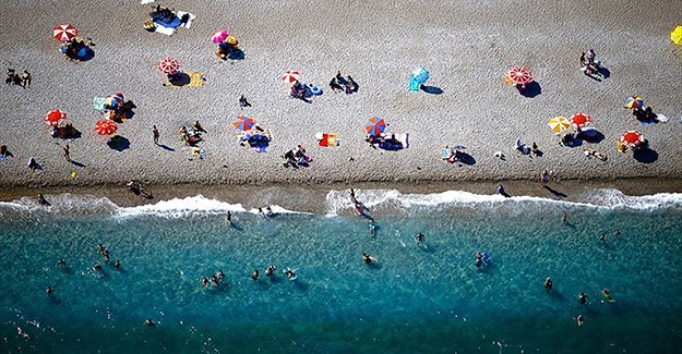 Antalya'ya gelen Rus yolcu sayısında yüzde 4 bin 6 artış