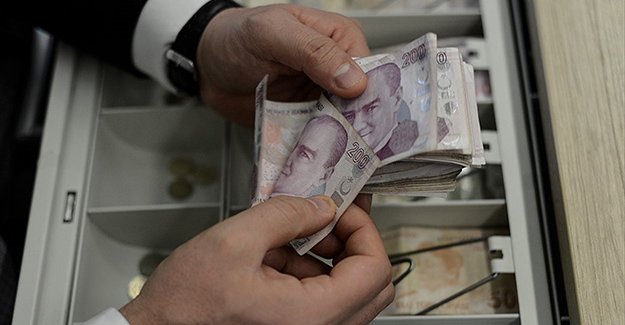 Hükümet ile sendikalar maaş zammında anlaştı