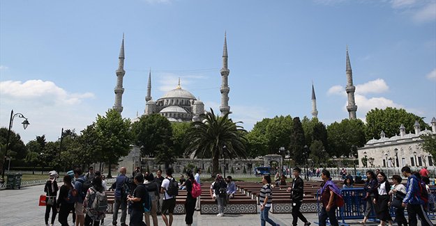 Türkiye'ye gelen turist sayısı yüzde 46 arttı