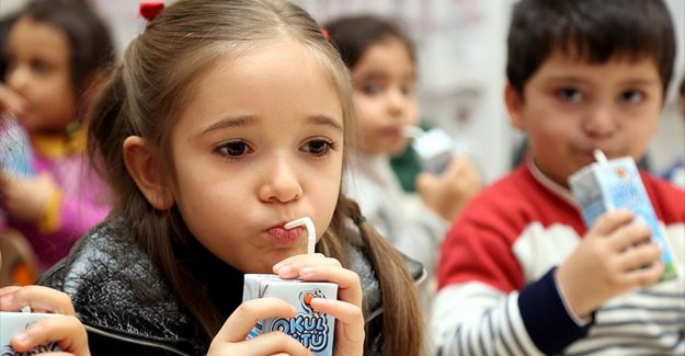 Okul sütü ihalesi yapıldı