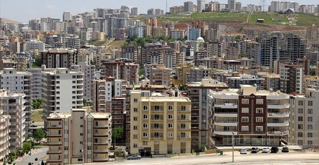 'Emlakçılık her önüne gelenin yaptığı iş olmaktan çıkacak'