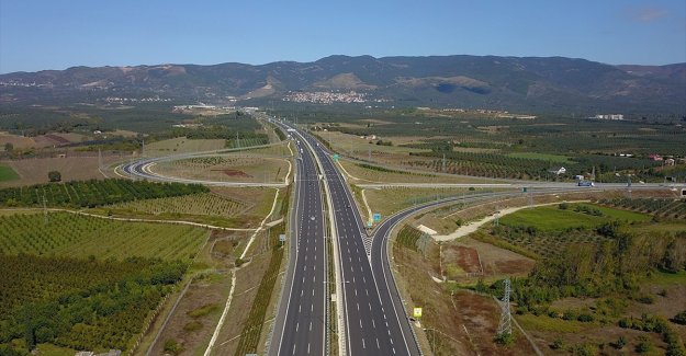 İstanbul ile İzmir arası 3,5 saate düşüyor