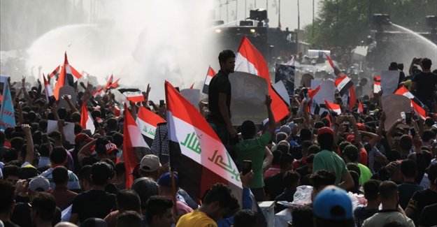 Üç Arap ülkesinde göstericilerin talepleri karşılık buldu