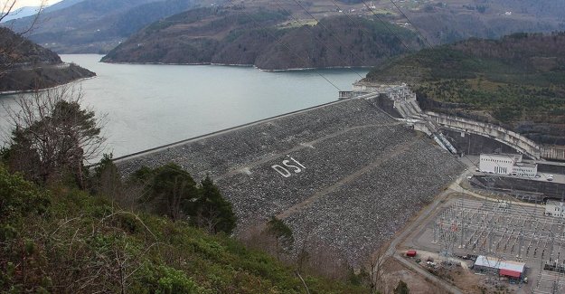 Çoruh Nehri'ndeki barajlardan ülke ekonomisine 6 milyar 869 milyon liralık katkı