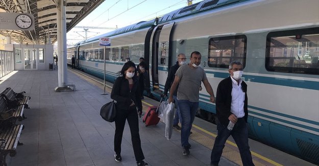 YHT'lerde Kurban Bayramı'na özel ek seferler düzenlenecek