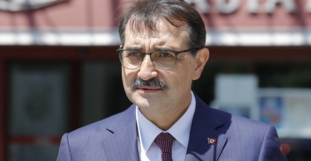 Bakan Dönmez: Oruç Reis denizlerimizin röntgenini çekiyor