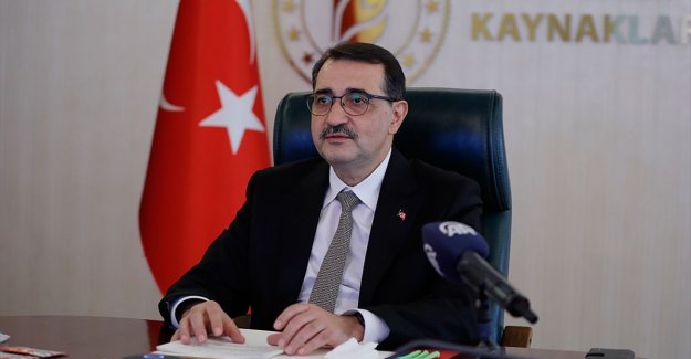 Bakan Dönmez: Tüm zamanların günlük elektrik üretim rekorunu kırdık