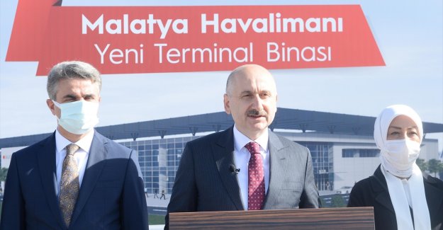 Bakan Karaismailoğlu: Türkiye havacılık alanında dünyanın önde gelen ülkeleri arasında yerini aldı