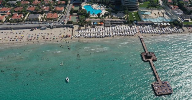 Ege'de turizm hareketliliği eylülde de sürüyor
