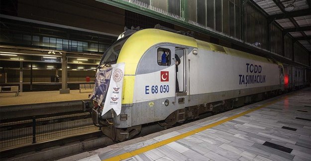 Çin'e giden ilk ihracat treni Ankara'dan geçti