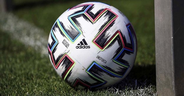 Yeşil sahaların devleri 2020'de hisse senedi piyasalarında kayıplara oynadı