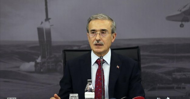 Cumhurbaşkanlığı Savunma Sanayii Başkanı Demir: Platformlar için Makineli Tüfek PMT 7,62'nin geliştirmesi sürüyor