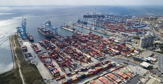 Cari açık ihracatın katkısıyla yavaşladı