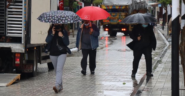 Yurdun iç kesimlerinde yarın sağanak bekleniyor