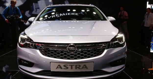 Kompakt sınıfın en çok satan aracı Opel Astra 30 yaşında