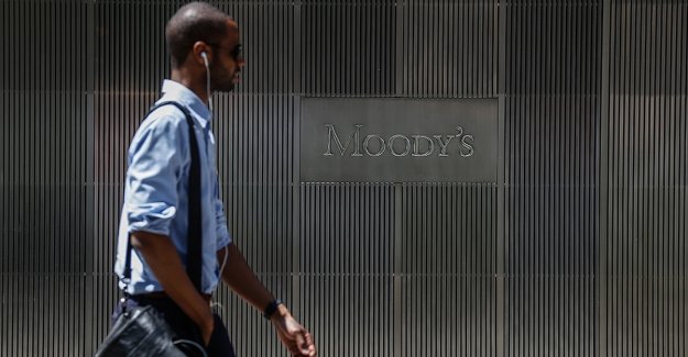 Moody's gelişmekte olan ekonomilerin bu yıl yüzde 7,3 büyümesini bekliyor