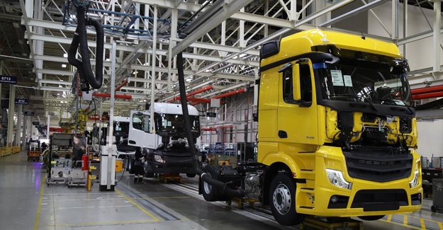 Türkiye'de üretilen her 10 kamyon ve tırdan 7'si Aksaray'da banttan iniyor