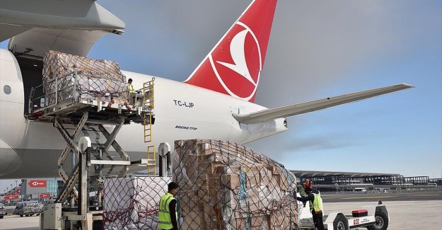 İstanbul havalimanlarından taşınan yük yüzde 30, ticari seferler yüzde 45 arttı
