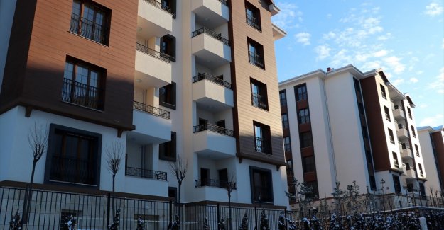 Kamu lojmanlarına 2022'de uygulanacak kira bedelleri yüzde 18 artırıldı