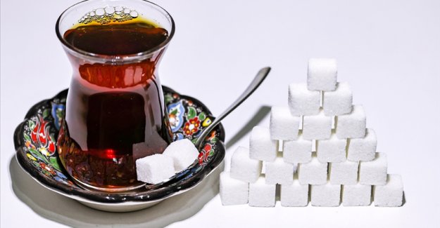 Bakan Pakdemirli: Yeni sezona kadar raftaki talebi karşılayacak şeker bulunuyor