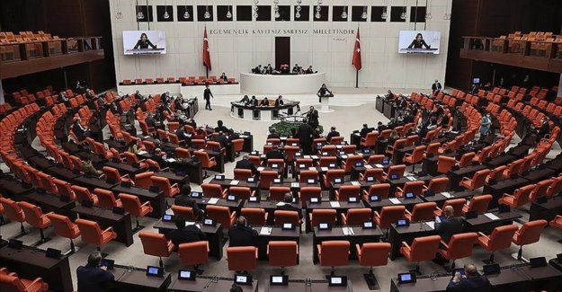 Memur ve emekliye ek zammı da içeren kanun teklifi TBMM'de