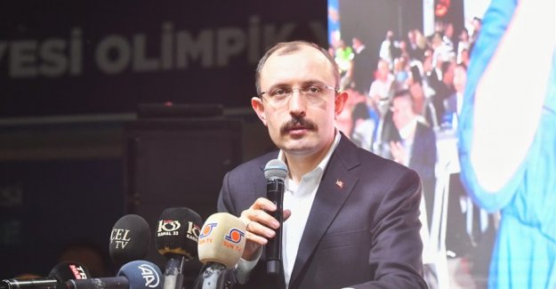 Ticaret Bakanı Mehmet Muş, Mersin'de İftar Programında Konuştu