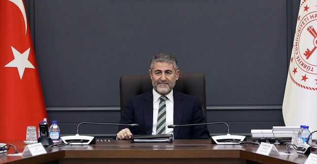 Bakan Nebati: Sanayi üretimi verileri, döviz kazandırıcı bir sektörün ivme kazanarak güçlendiğini göstermekte