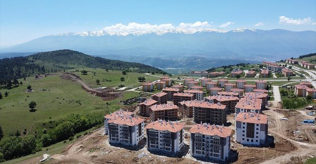 TOKİ son 3 yılda 213 bin konut yaptı