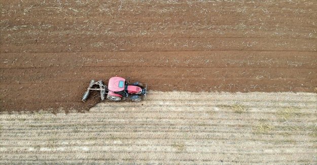 Trakya'daki yağışlar, ekim yapmayı bekleyen çiftçiyi rahatlattı
