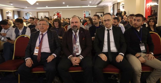 Büyükşehir, “Elektrikli Araçlar Çalıştayı” düzenledi