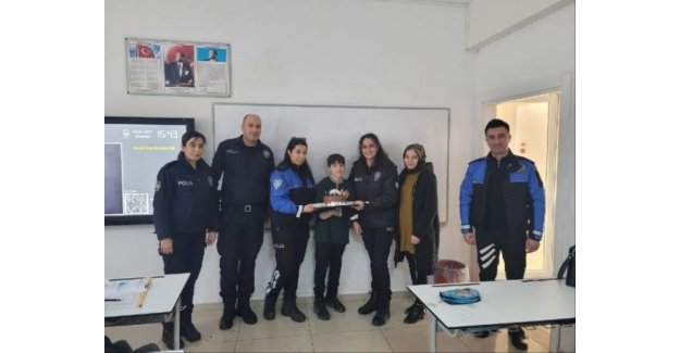 Şehit Polis Memuru Emrah Bayın'ın Oğlu Yunus Emre'nin Sürpriz Doğum Günü Kutlaması