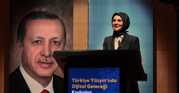 Aile ve Sosyal Hizmetler Bakanımız Göktaş, Konya'da "Teknoloji, Şehir ve Kadın Buluşması"na Katıldı