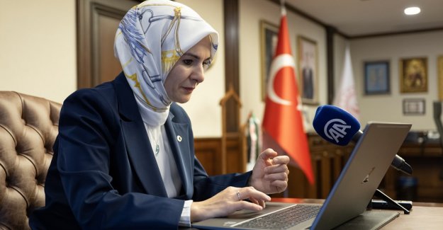 Aile ve Sosyal Hizmetler Bakanımız Mahinur Özdemir Göktaş, AA'nın "Yılın Kareleri" Oylamasına Katıldı