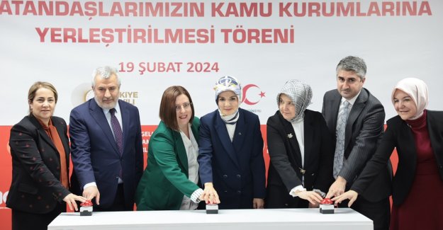 Bakanımız Göktaş, "Engelli Vatandaşlarımızın Kamu Kurumlarına Yerleştirilmesi Töreni"ne Katıldı