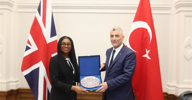 Bakan Bolat: "Birleşik Krallık ile Serbest Ticaret Anlaşmasının Güncellenmesi Müzakerelerine Başlandı"