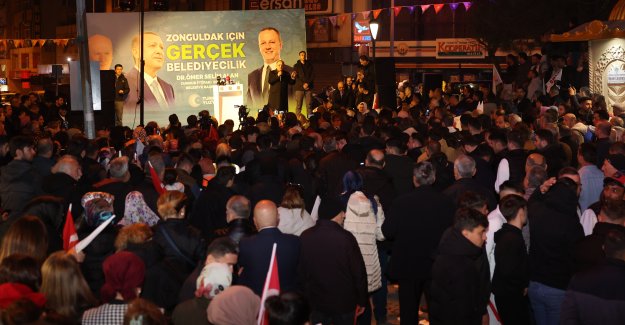 BAKAN ÖZHASEKİ: “1994’TE ‘HİZMET EDECEĞİZ’ DİYE YOLA ÇIKTIK, HALA HİZMET ETMEYE DEVAM EDİYORUZ”