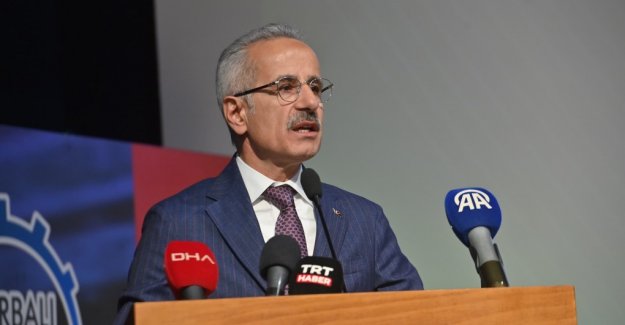 BAKAN URALOĞLU, İZMİRLİLERDEN 5 YIL İSTEDİ