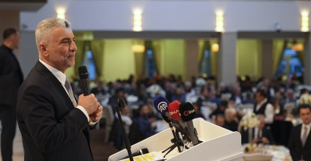 Ticaret Bakanı Bolat, TESKOMB'un iftar programında konuştu