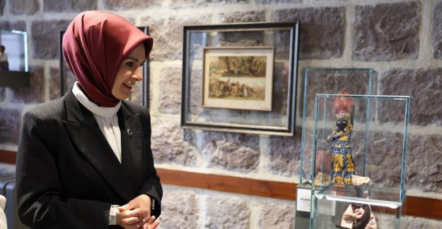 Aile ve Sosyal Hizmetler Bakanımız Göktaş, Türkiye'nin ilk Anne Müzesi'ni ziyaret etti