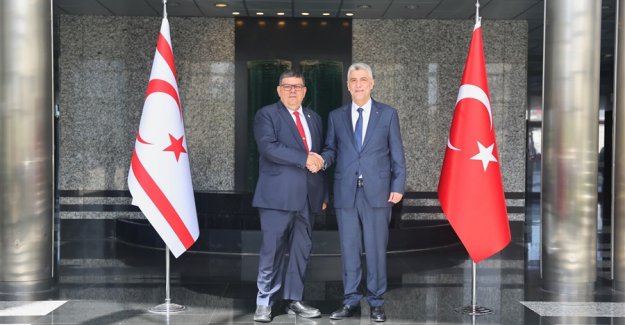 Bakan Bolat, KKTC Maliye Bakanı Berova ile Bir Araya Geldi