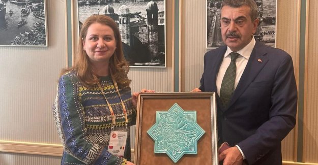BAKAN TEKİN, ROMANYA EĞİTİM BAKANI DECA İLE GÖRÜŞTÜ