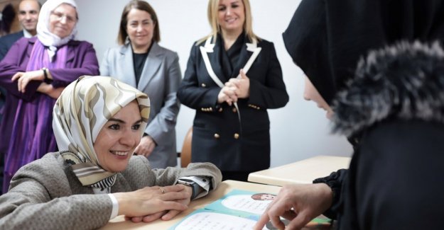 Bakanımız Mahinur Özdemir Göktaş: “Aile Destek Merkezleri’nden geçtiğimiz yıl yaklaşık 140 bin kişi yararlandı”