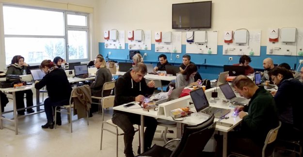 ÖĞRETMENLER, YAZ DÖNEMİ MESLEKİ ÇALIŞMA PROGRAMINA İSTEDİKLERİ İLLERDE KATILABİLECEK