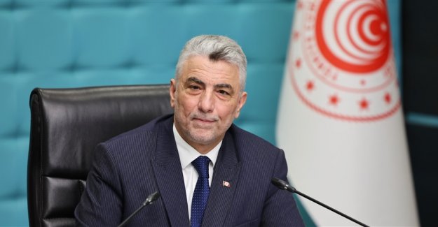 Ticaret Bakanı Bolat "Turquality ve Marka Uzmanlık-Vizyon Programı"nın Kapanışında Konuştu